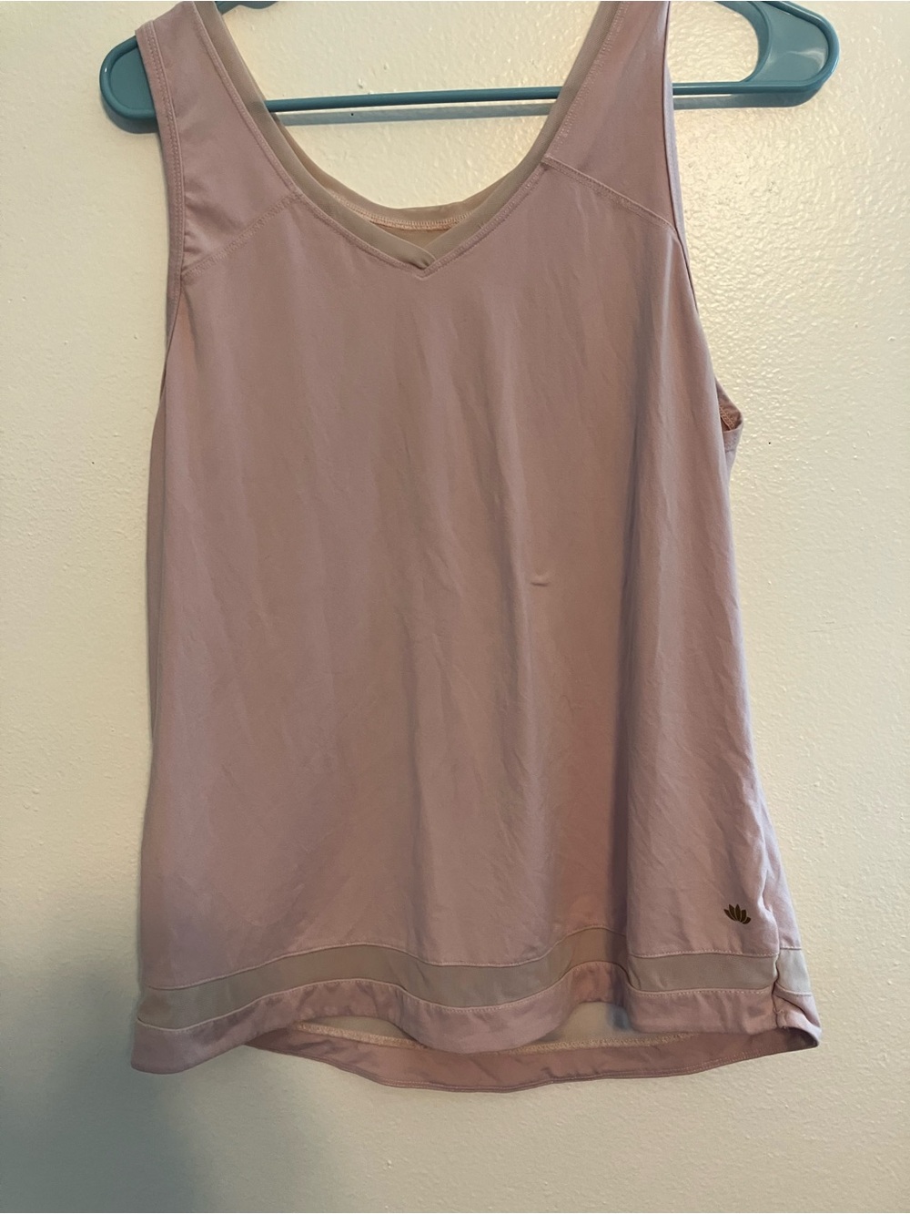 Energy Zone Mauve V-Neck Athletic Tank Top